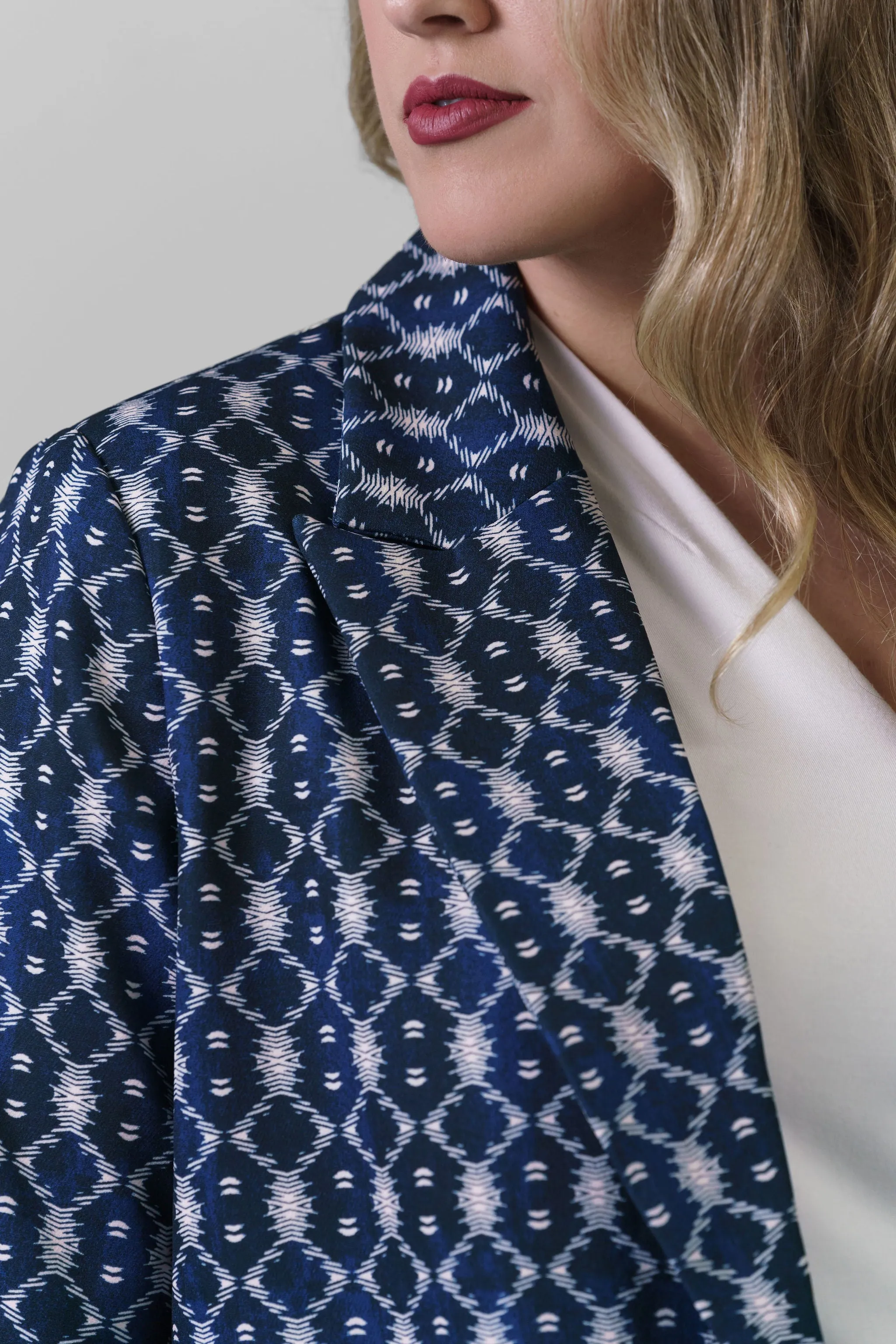 BUTTON FRONT BOYFRIEND BLAZER