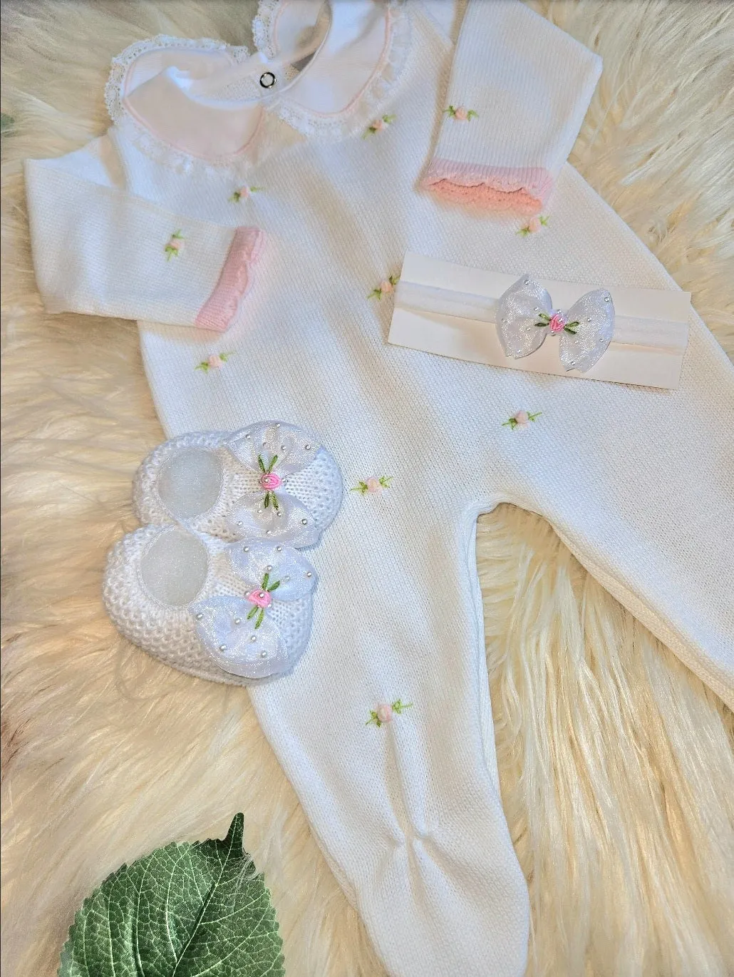Florence Embroidery Romper - White&Pink
