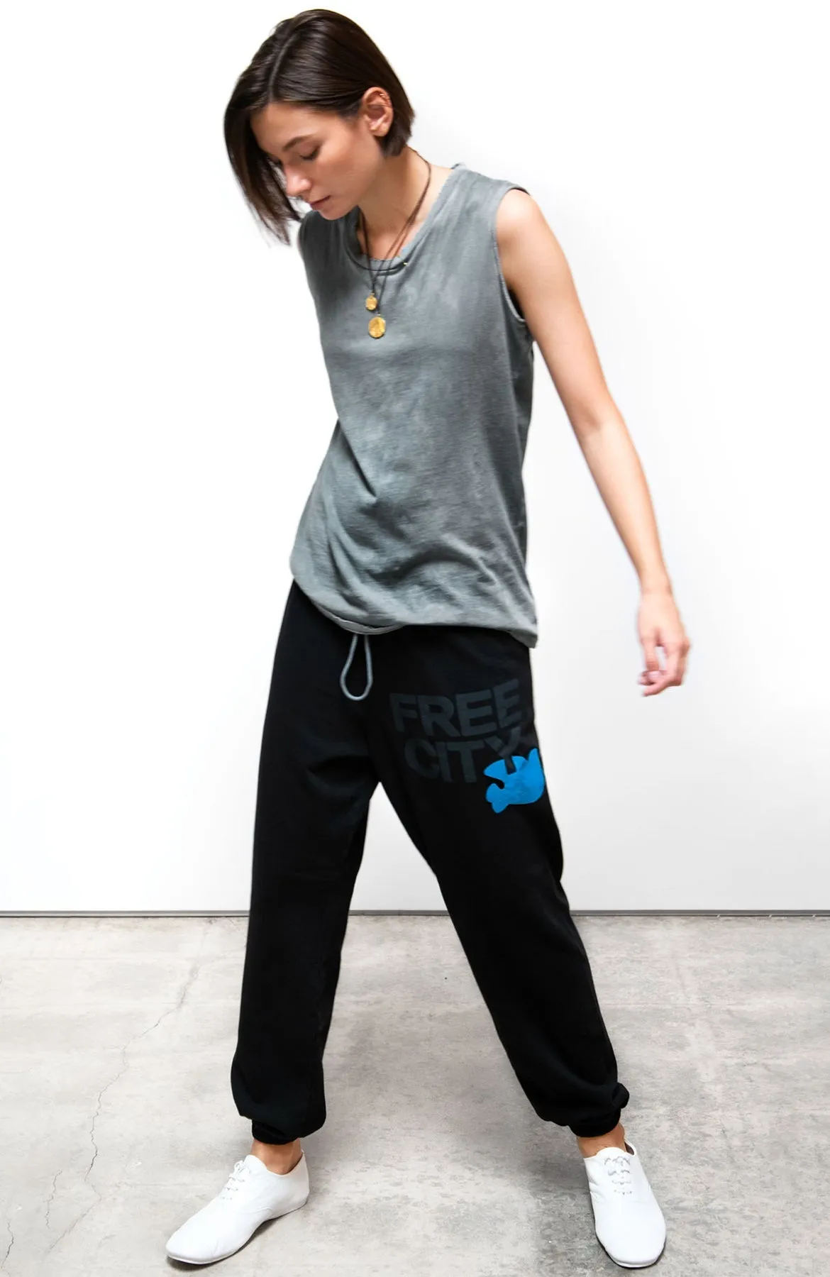 FREECITY Large Sweatpant in Superblackblue