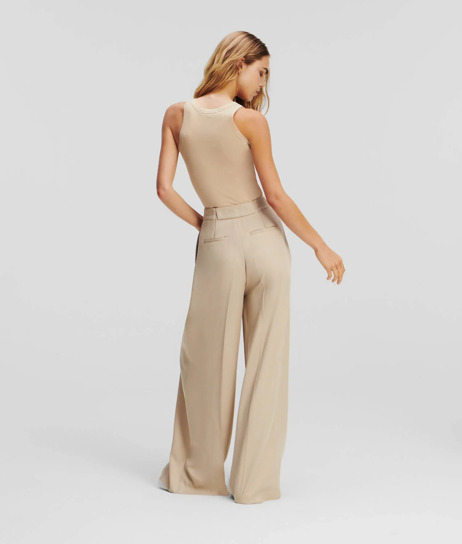 HOTEL KARL TANK TOP