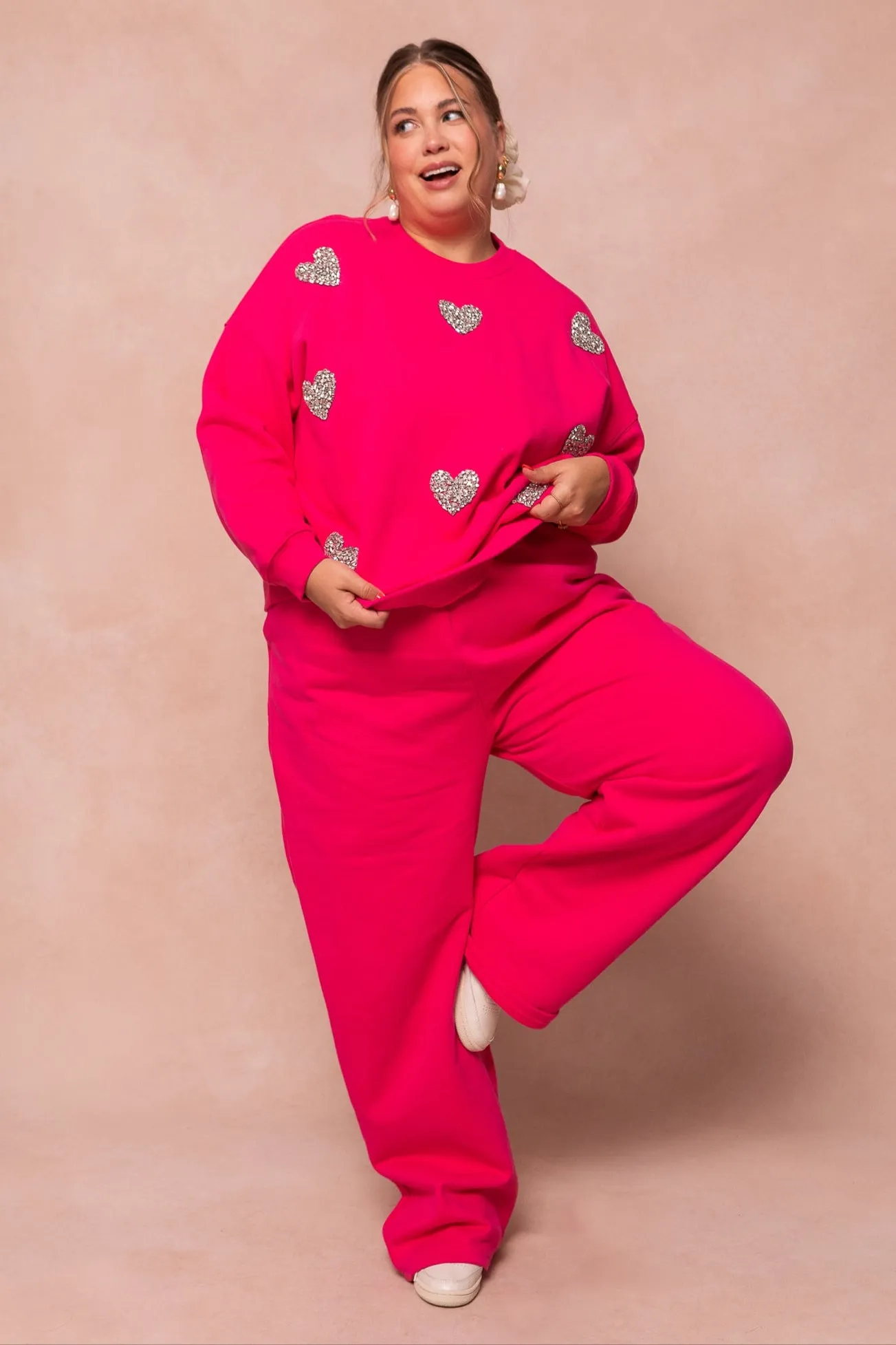 Ivy Jewel Heart Sweatpants in Pink