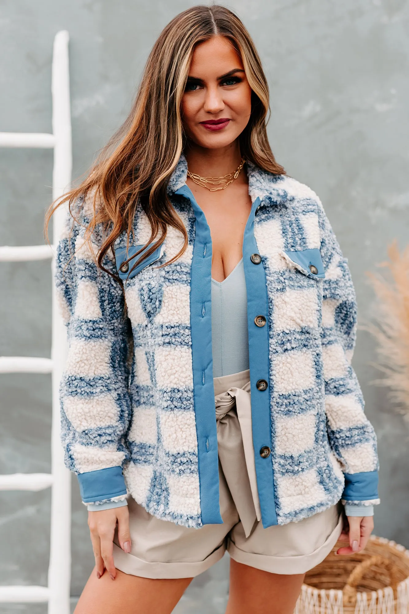 Keep Me Honest Plaid Sherpa Jacket (Blue)