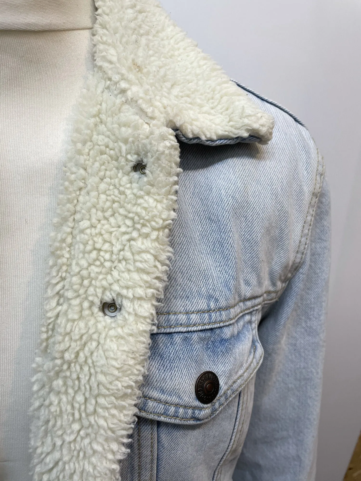 Levi Strauss Sherpa Denim Jacket - Size M