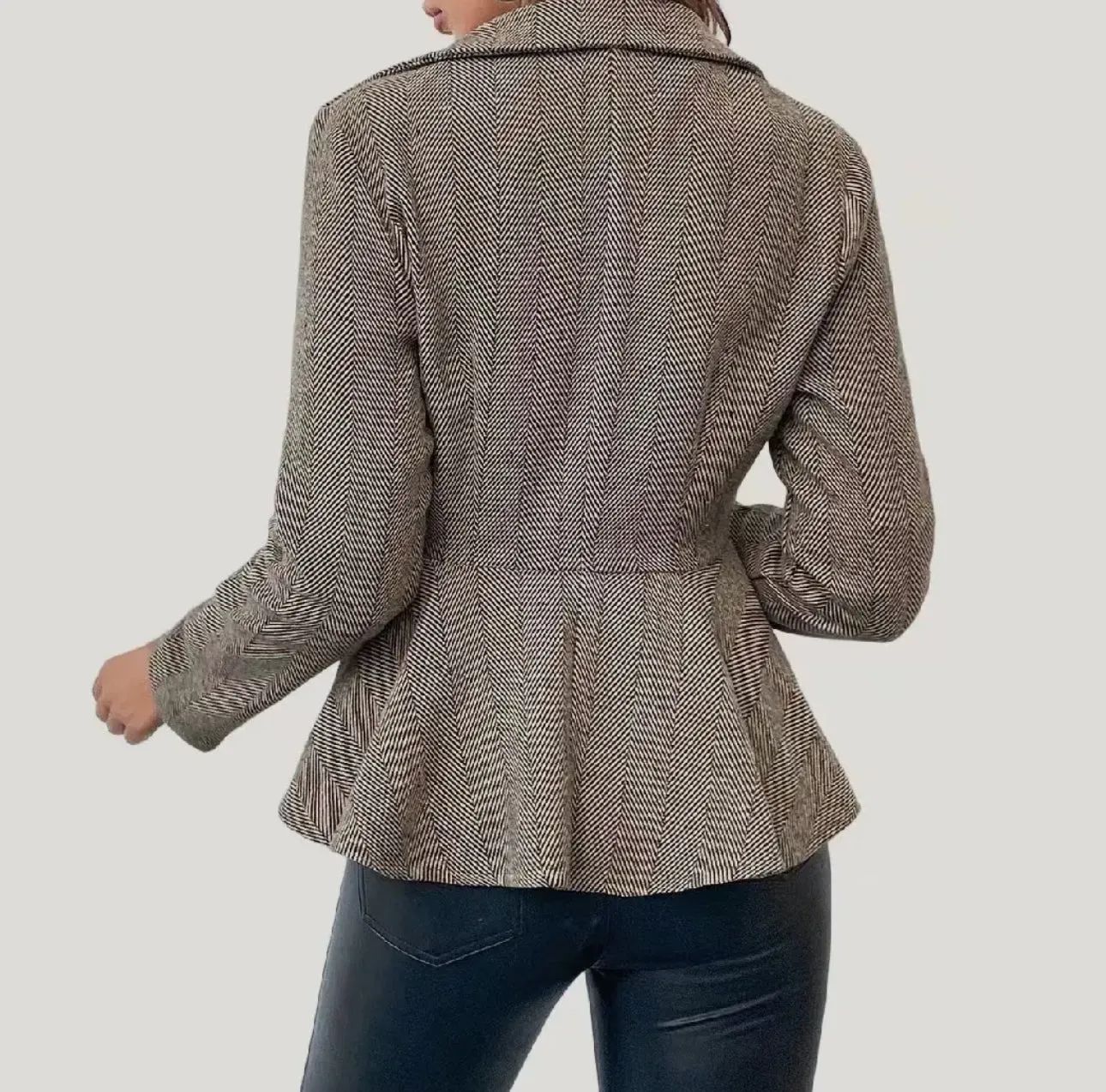 Lightweight Collared Long Sleeve Blazer