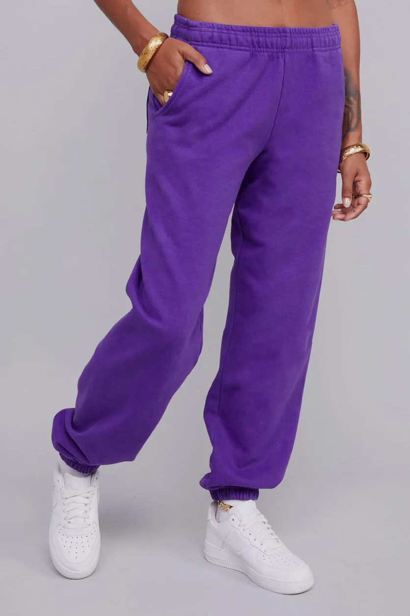 ME. Rose Sweatpants Prince Purple