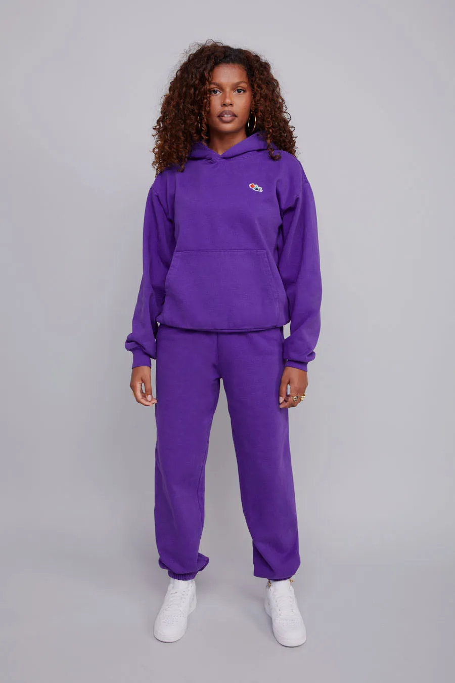 ME. Rose Sweatpants Prince Purple