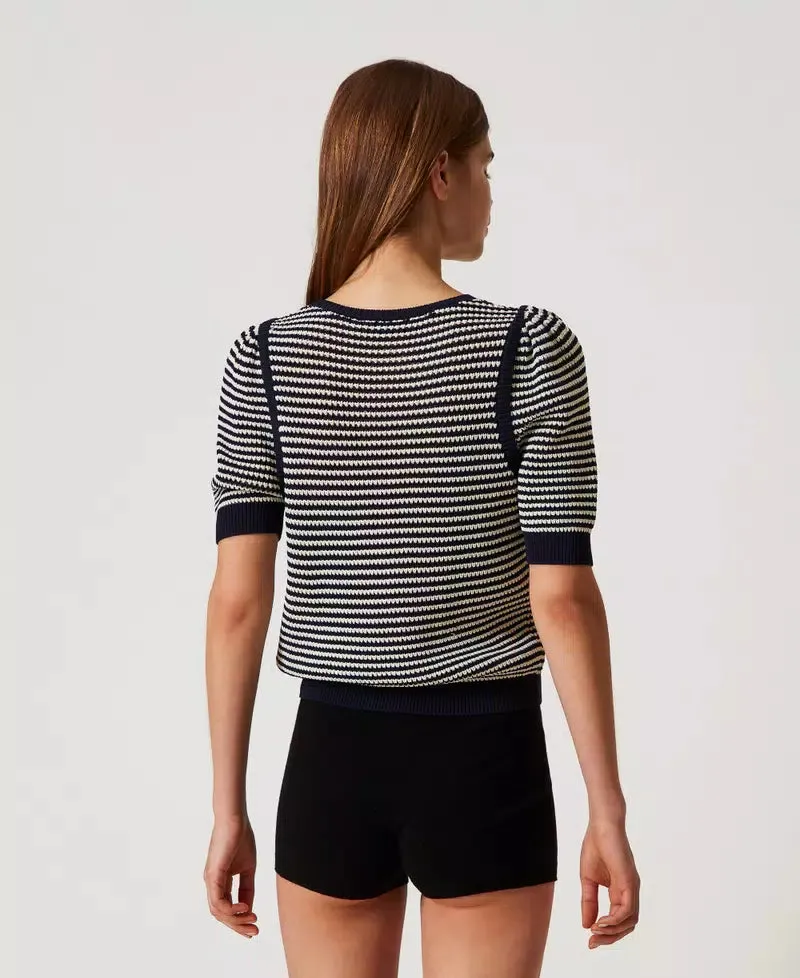 Short Sleeve Crewneck Knit Top