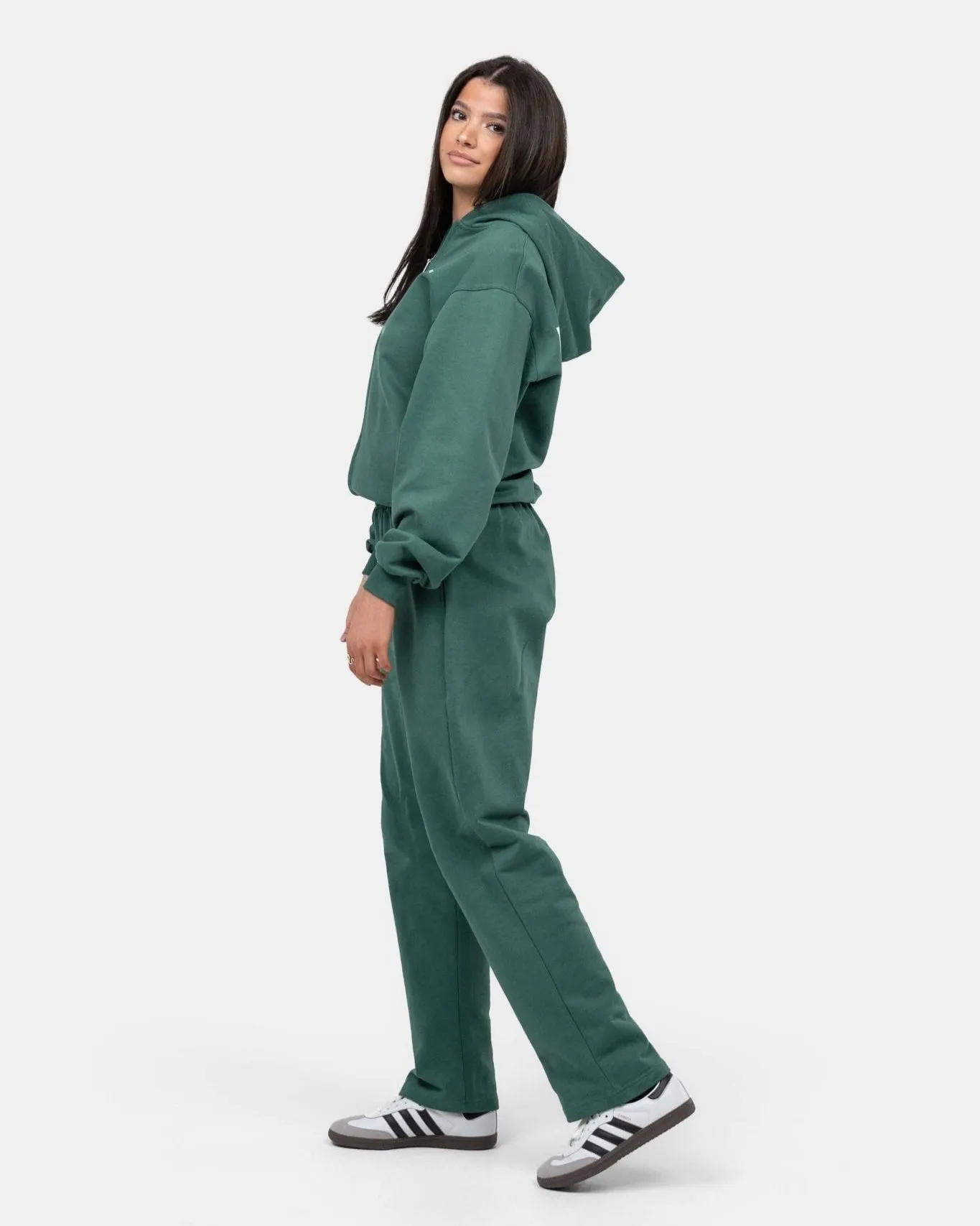 UNMARKED Sweatpants Green