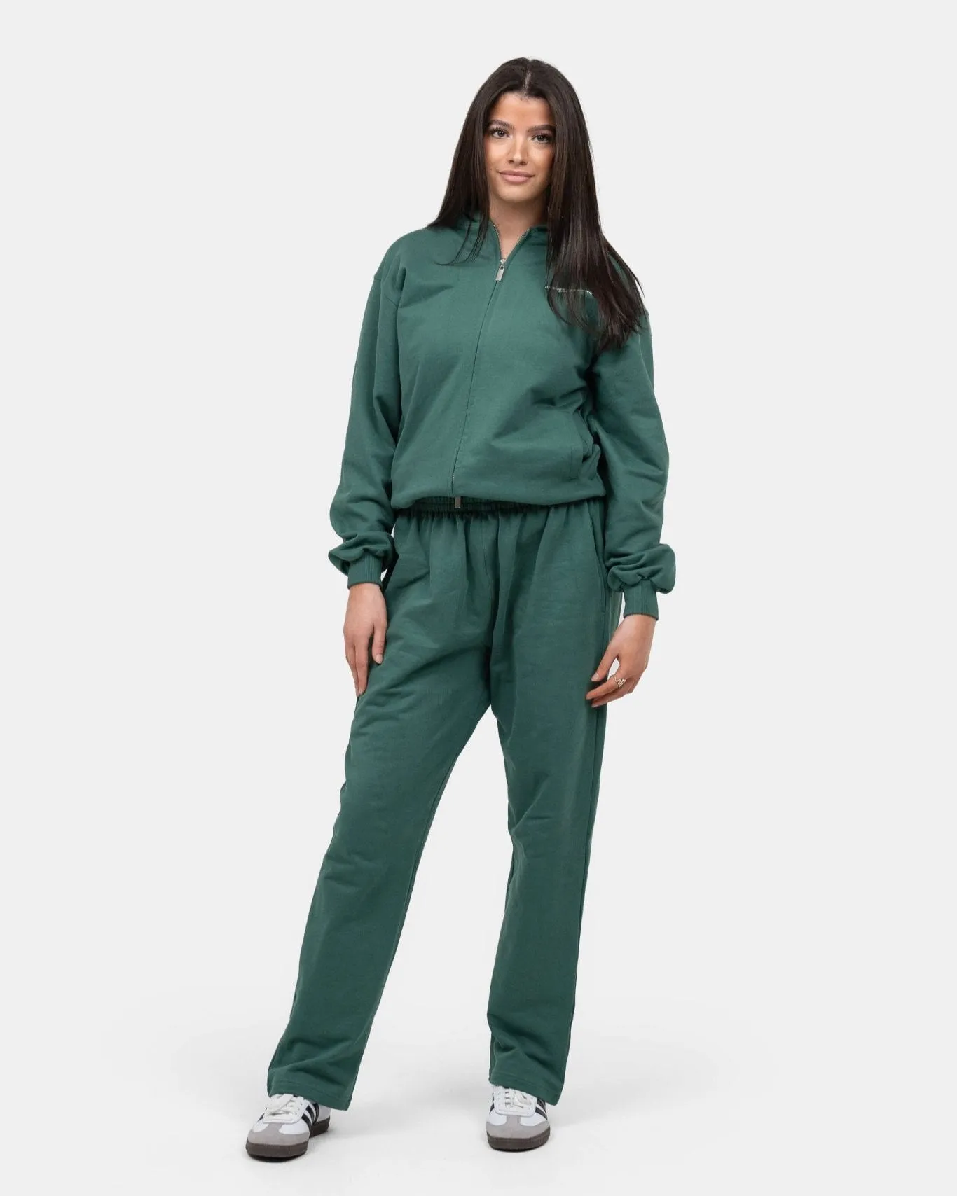 UNMARKED Sweatpants Green